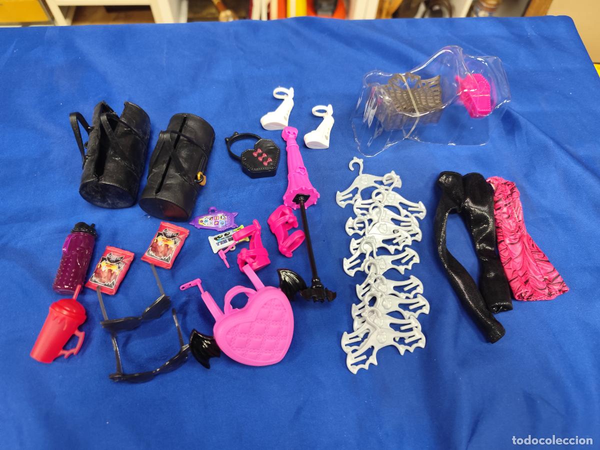 Mu&ntilde;ecas modernas: ACCESORIOS DRACULAURA - Foto 1