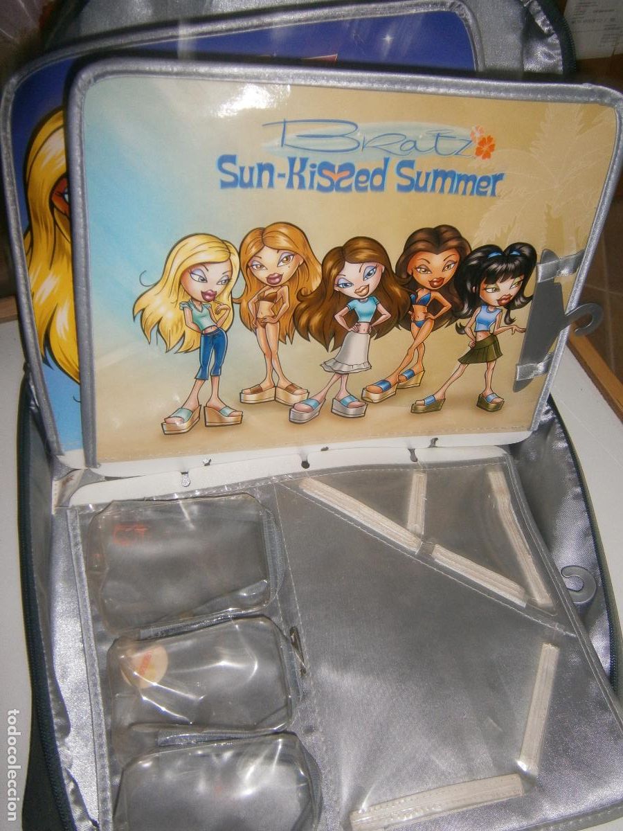 Mu&ntilde;ecas modernas: MALETIN BRATZ CON SEPARADORES DE COMPLEMENTOS INTERNOS - Foto 5
