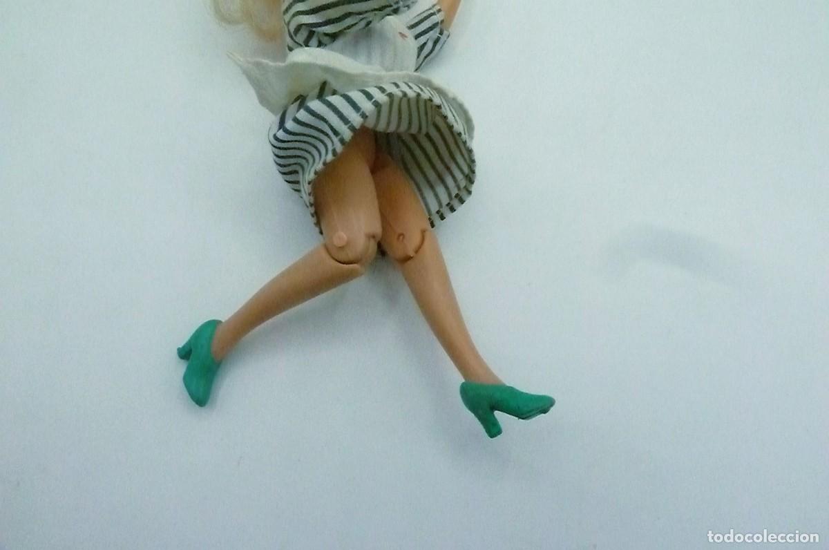 Mu&ntilde;ecas modernas: Mu&ntilde;eca enfermera vintage - Foto 3