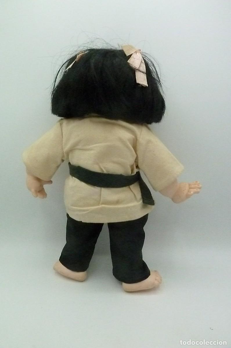 Mu&ntilde;ecas modernas: Mu&ntilde;eca chinita Jacobsen - Foto 3