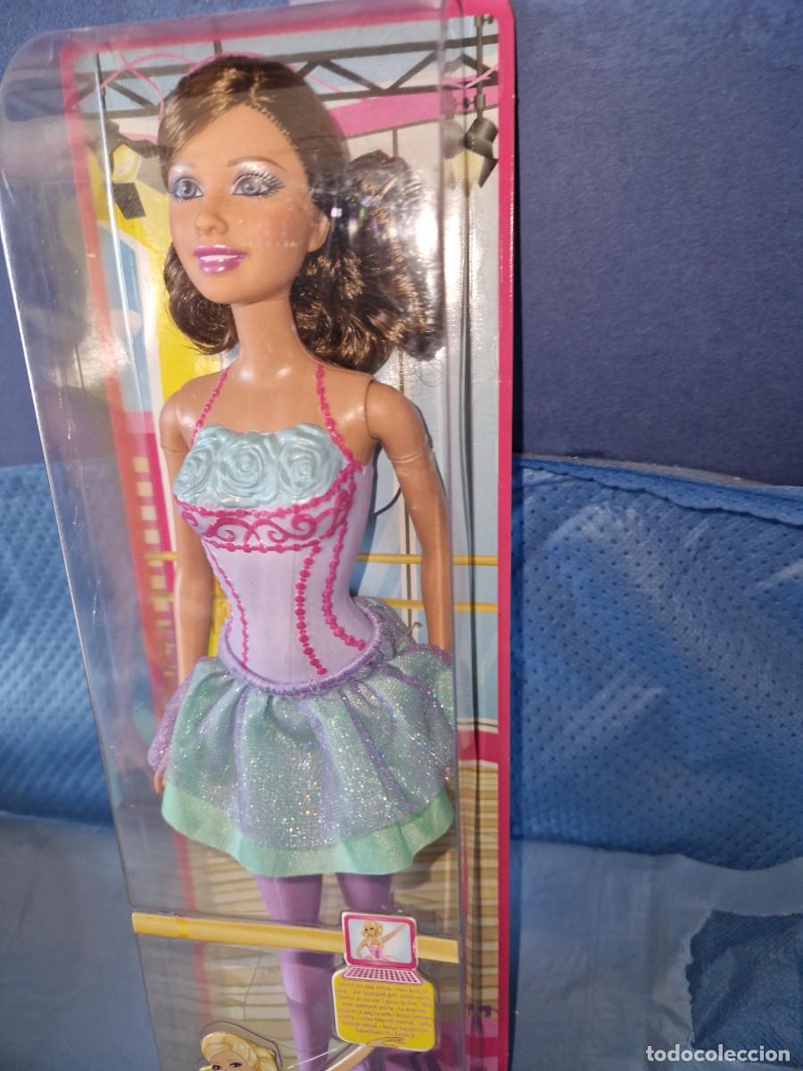 Mu&ntilde;ecas modernas: MU&Ntilde;ECA BARBIE - MATTEL 2010 - BARBIE - Foto 4