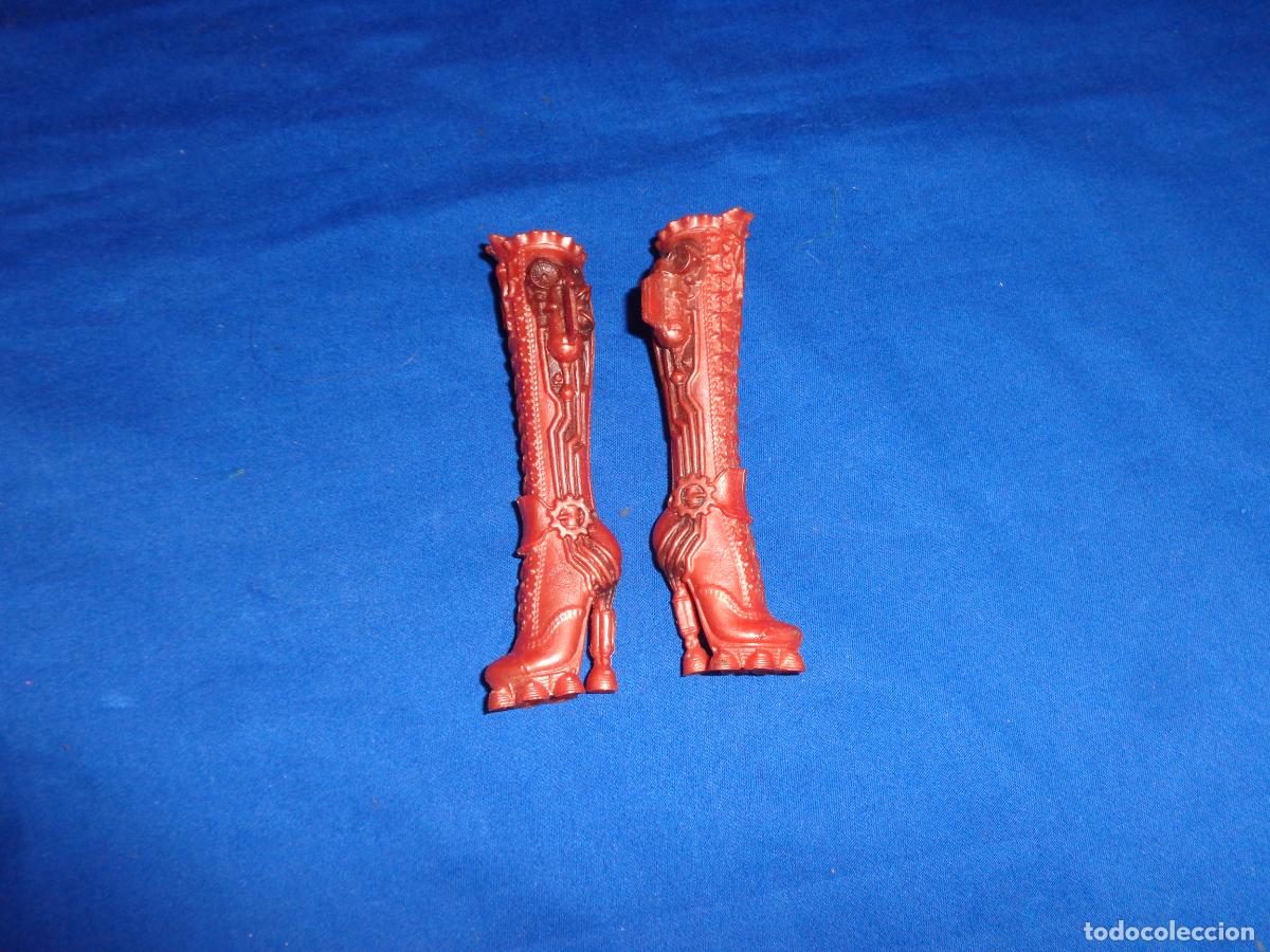 Mu&ntilde;ecas modernas: MONSTER HIGH - BOTAS ORIGINALES MU&Ntilde;ECA MONSTER HIGH! - Foto 1