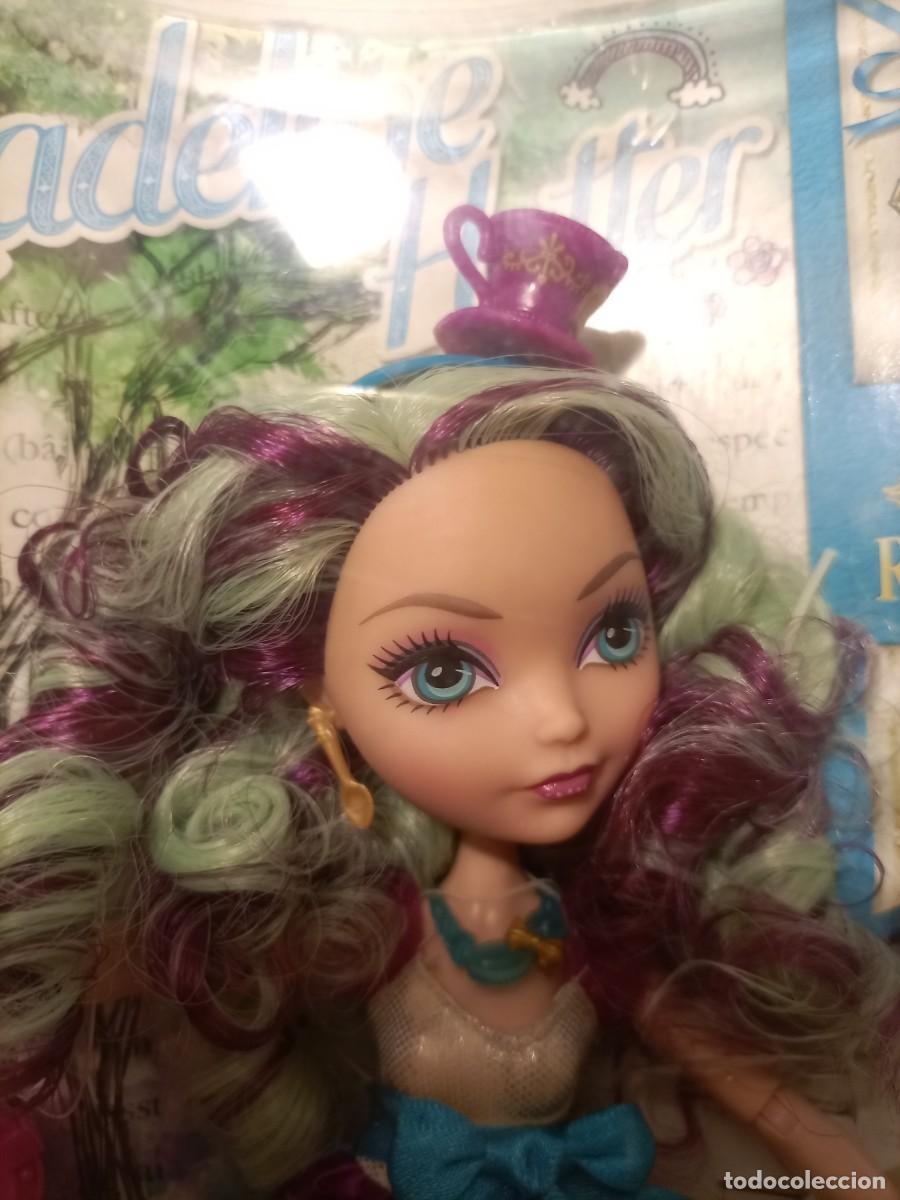 Mu&ntilde;ecas modernas: Madeline Hatter mu&ntilde;eca Ever After High de Mattel 2013 - Foto 2