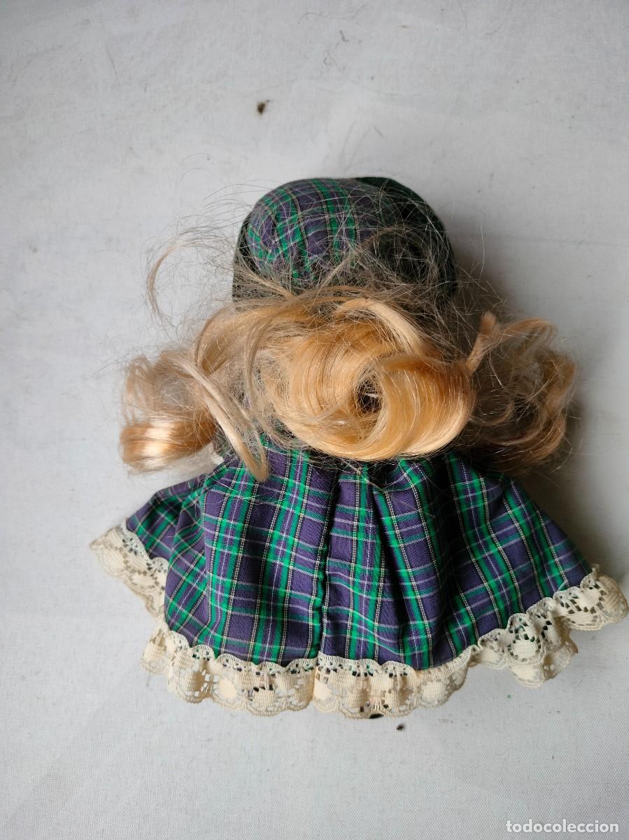 Mu&ntilde;ecas modernas: MU&Ntilde;ECA PEQUE&Ntilde;A CON SU TRAJE. - Foto 5