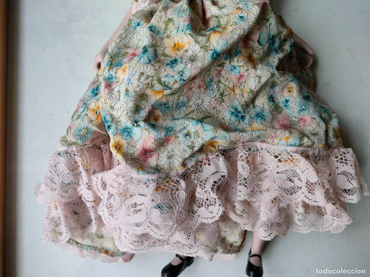 Mu&ntilde;ecas modernas: PEQUE&Ntilde;A MU&Ntilde;ECA CON SU TRAJE. - Foto 4