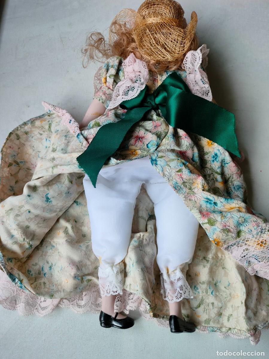 Mu&ntilde;ecas modernas: PEQUE&Ntilde;A MU&Ntilde;ECA CON SU TRAJE. - Foto 8