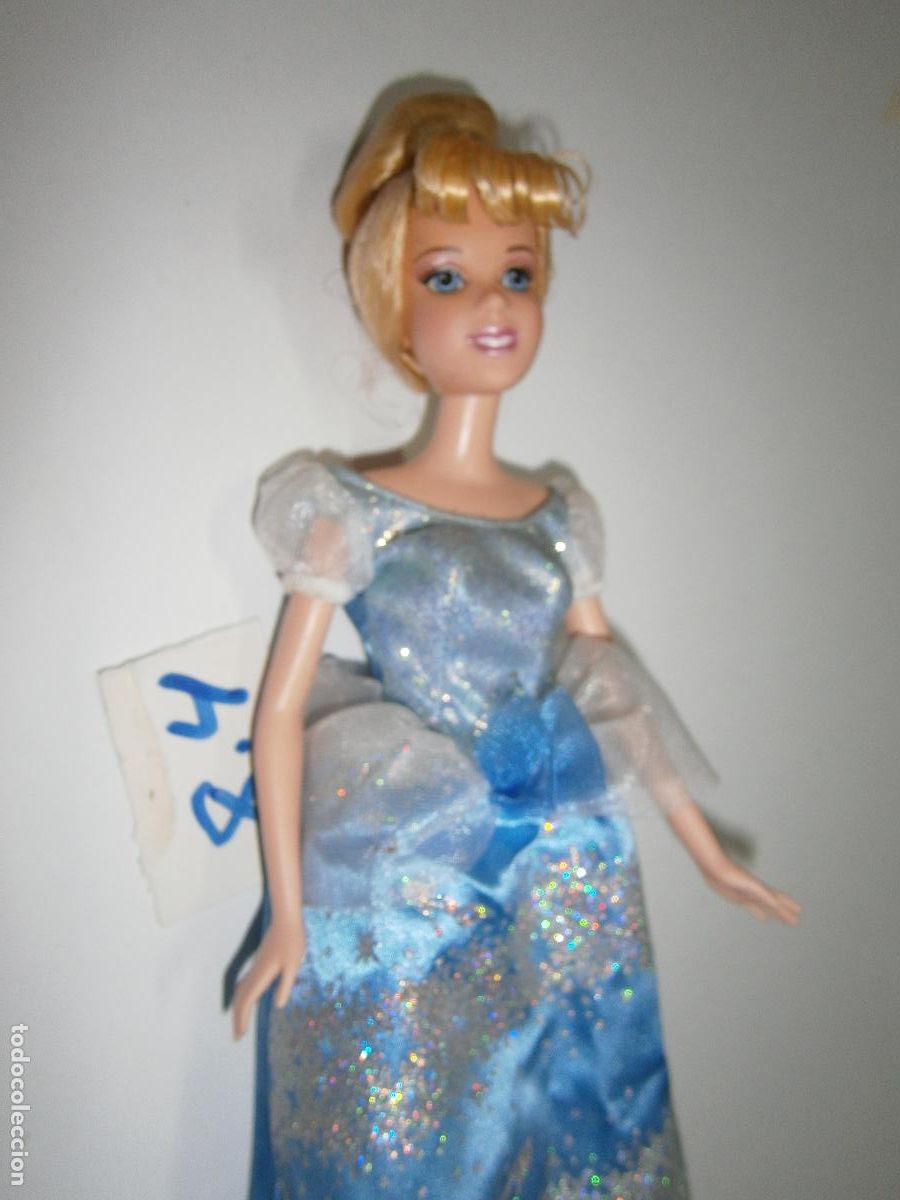 Mu&ntilde;ecas modernas: -- MU&Ntilde;ECA CON VESTIDO -- - Foto 2