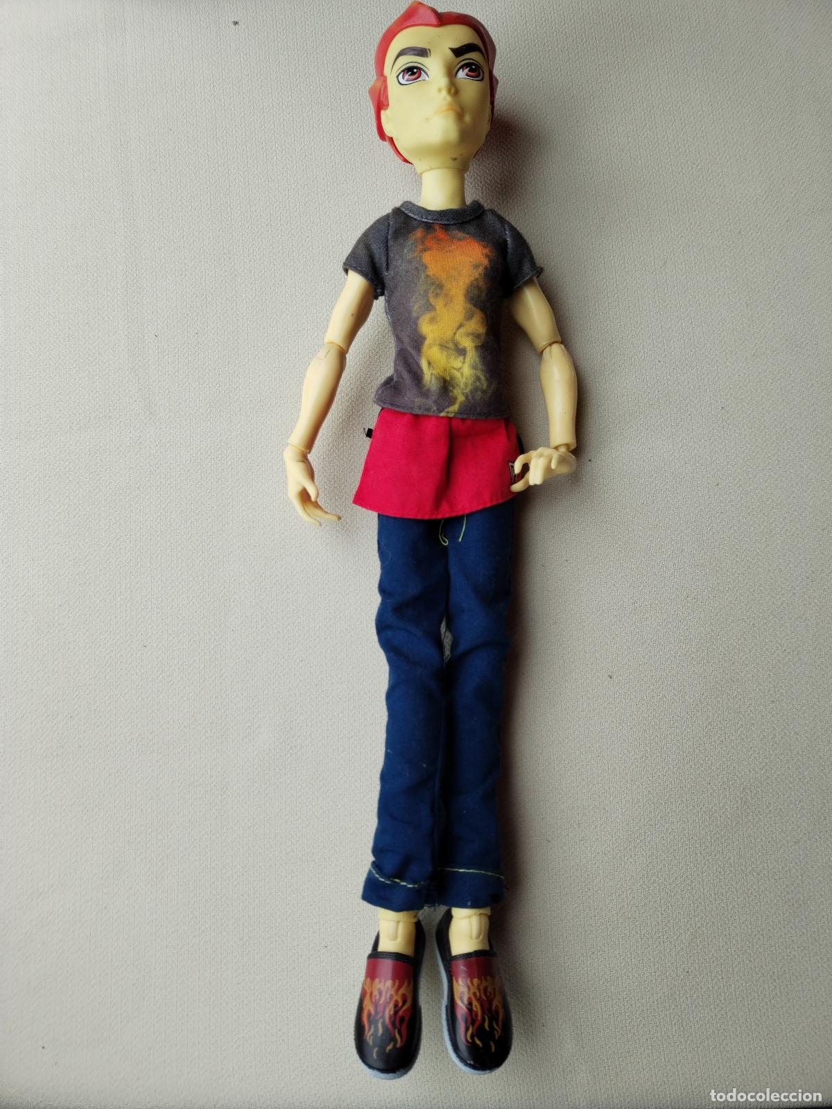 Mu&ntilde;ecas modernas: mu&ntilde;eco monster high doll hearth burns - c140 - Foto 6
