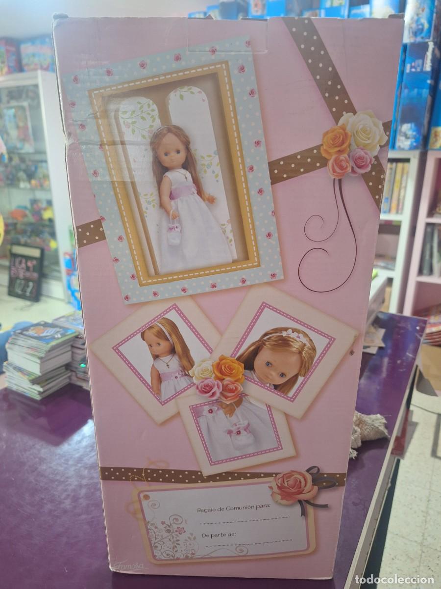 Mu&ntilde;ecas modernas: Mu&ntilde;eca de comuni&oacute;n marca famosa - Foto 3