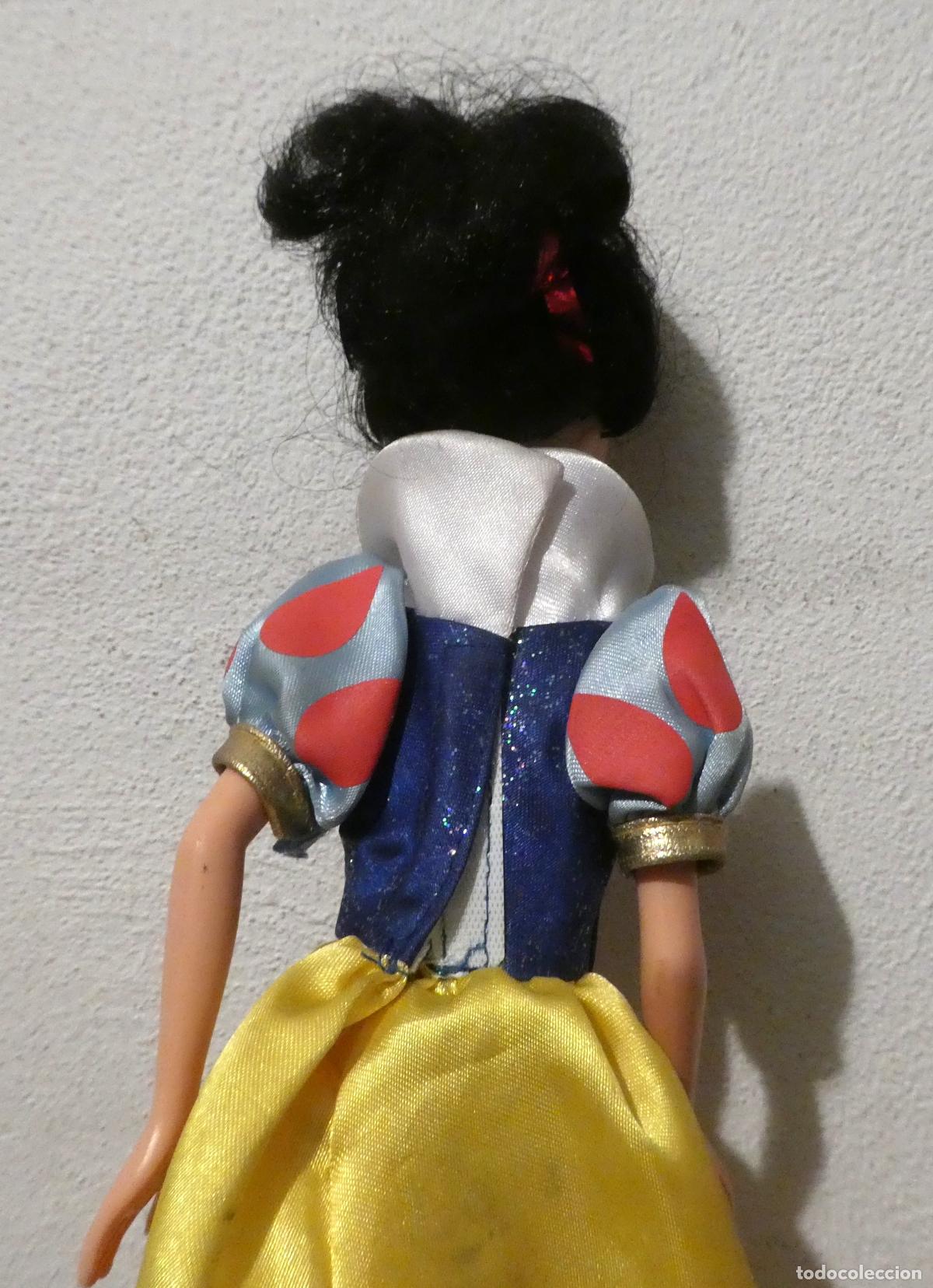 Mu&ntilde;ecas modernas: Mu&ntilde;eca Disney Blancanieves - Foto 3
