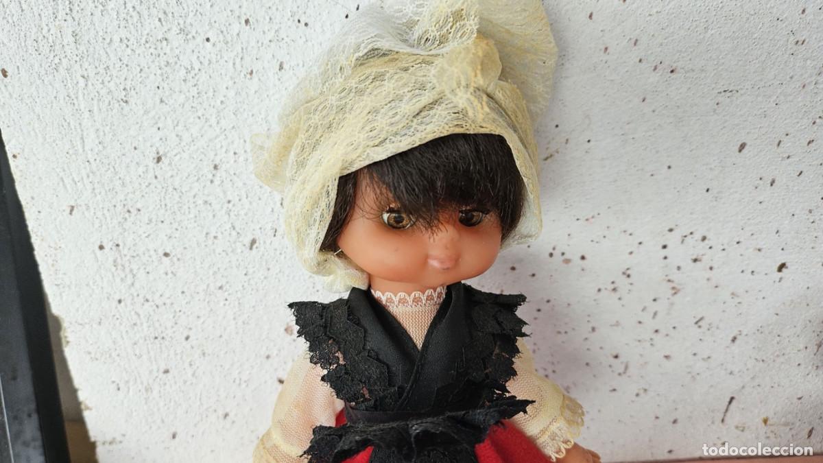 Mu&ntilde;ecas modernas: mu&ntilde;eca con traje tipico - Foto 2