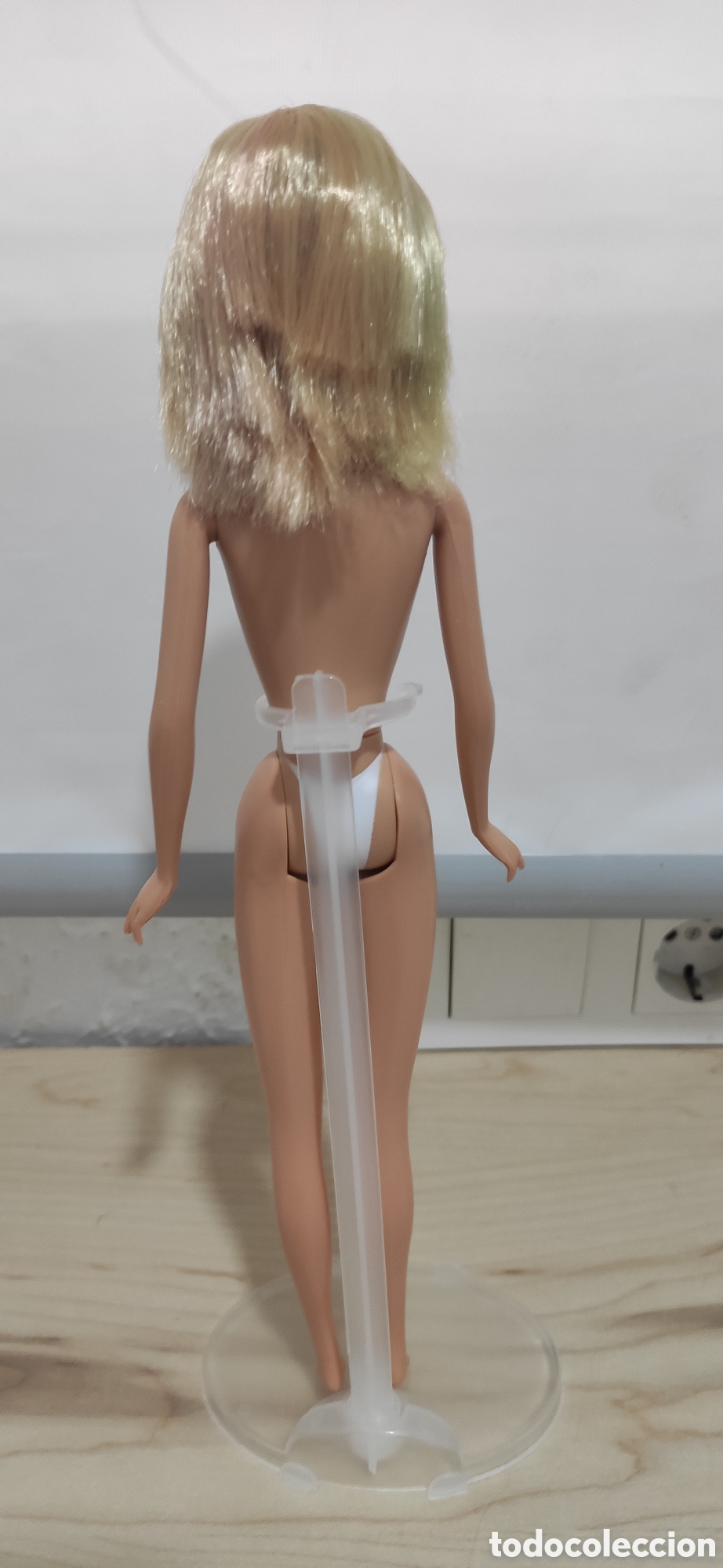 Mu&ntilde;ecas modernas: Mu&ntilde;eca Barbie clon sin identificar - Foto 4