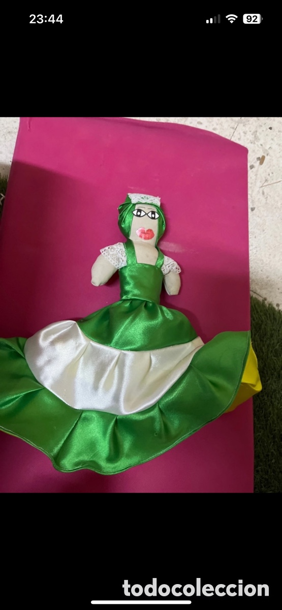 Mu&ntilde;ecas modernas: Mu&ntilde;eca reversible blanca / negra - Foto 3