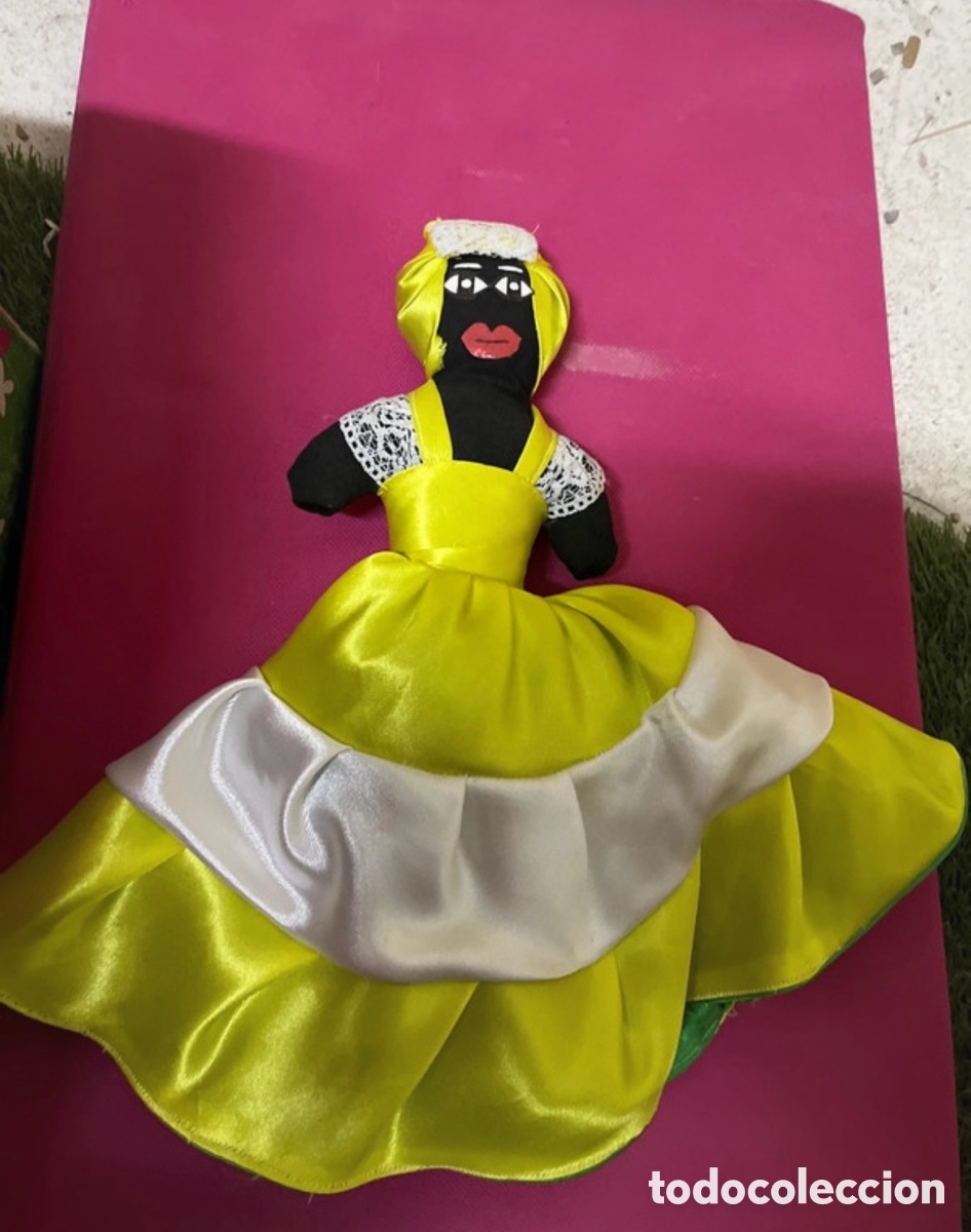 Mu&ntilde;ecas modernas: Mu&ntilde;eca reversible blanca / negra - Foto 1