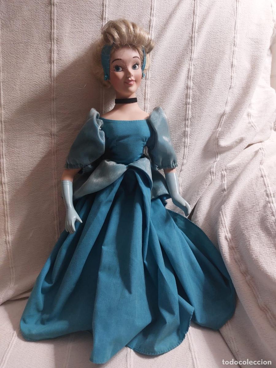 Mu&ntilde;ecas modernas: MU&Ntilde;ECA PORCELANA CENICIENTA DISNEY - Foto 1