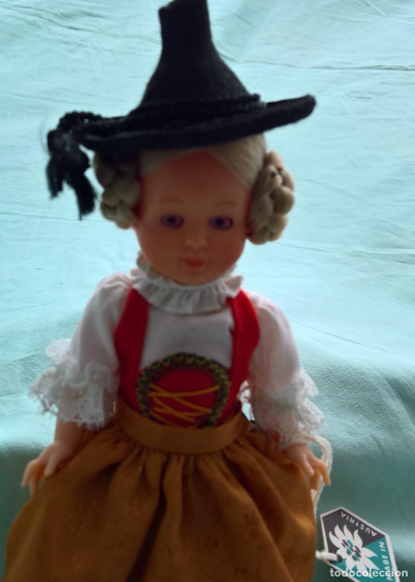 Mu&ntilde;ecas modernas: Mu&ntilde;eca Austriaca- Traje regional, Lienz..ojos funcionando.18 ctms - Foto 4