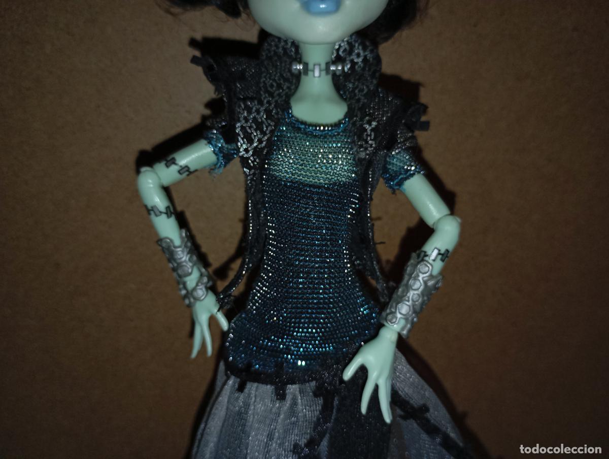 Mu&ntilde;ecas modernas: mu&ntilde;eca Monster high Frankie ghoust rules - Foto 4
