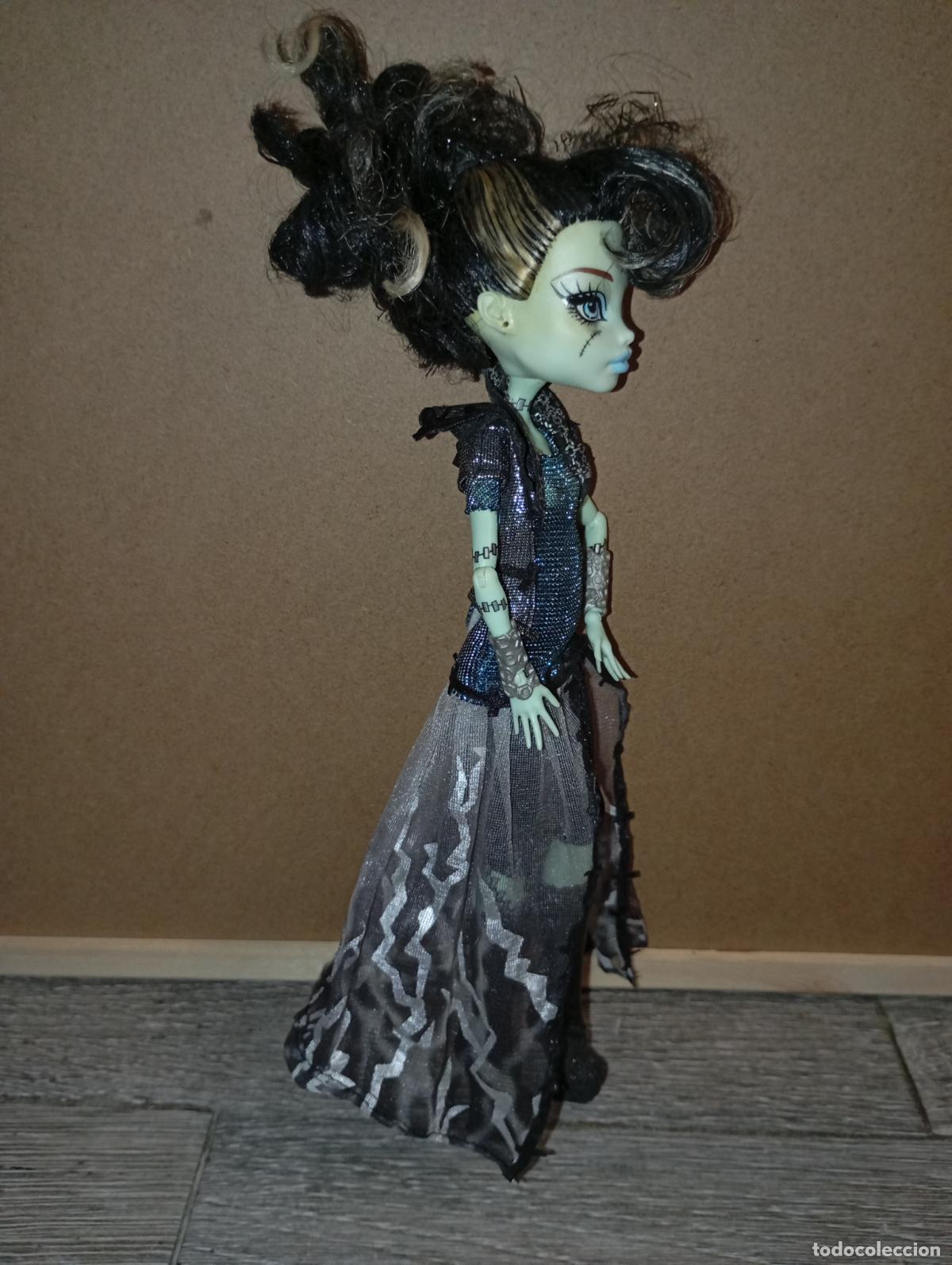 Mu&ntilde;ecas modernas: mu&ntilde;eca Monster high Frankie ghoust rules - Foto 7