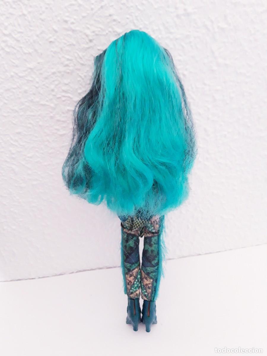 Mu&ntilde;ecas modernas: Mu&ntilde;eca Descendientes Uma - Foto 3