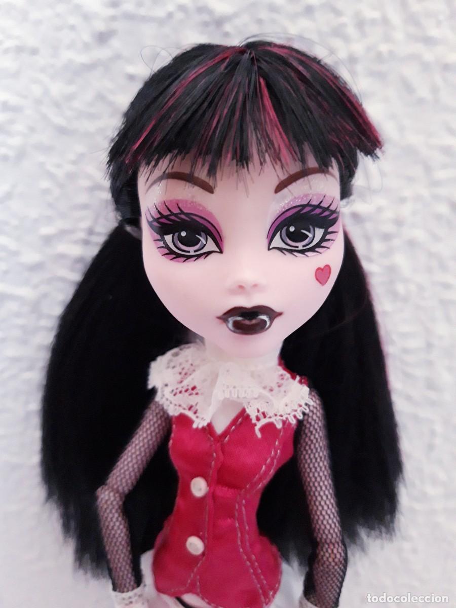 Mu&ntilde;ecas modernas: Monster High Draulaura Wave - Foto 1