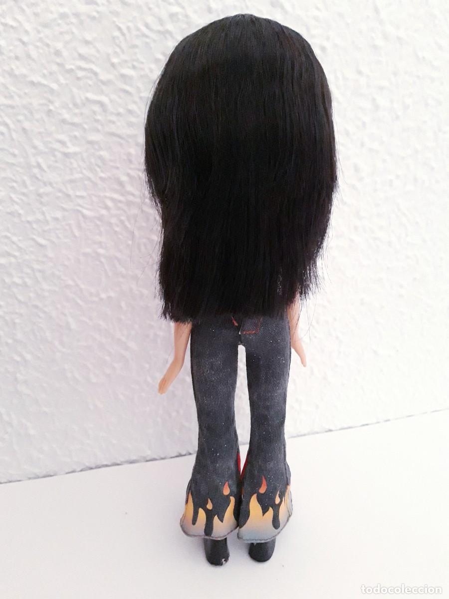 Mu&ntilde;ecas modernas: Bratz Jade Funk N Glow - Foto 3