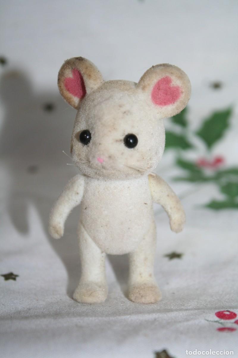 Mu&ntilde;ecas modernas: ANTIGUO MU&Ntilde;ECO SYLVANIAN - Foto 1