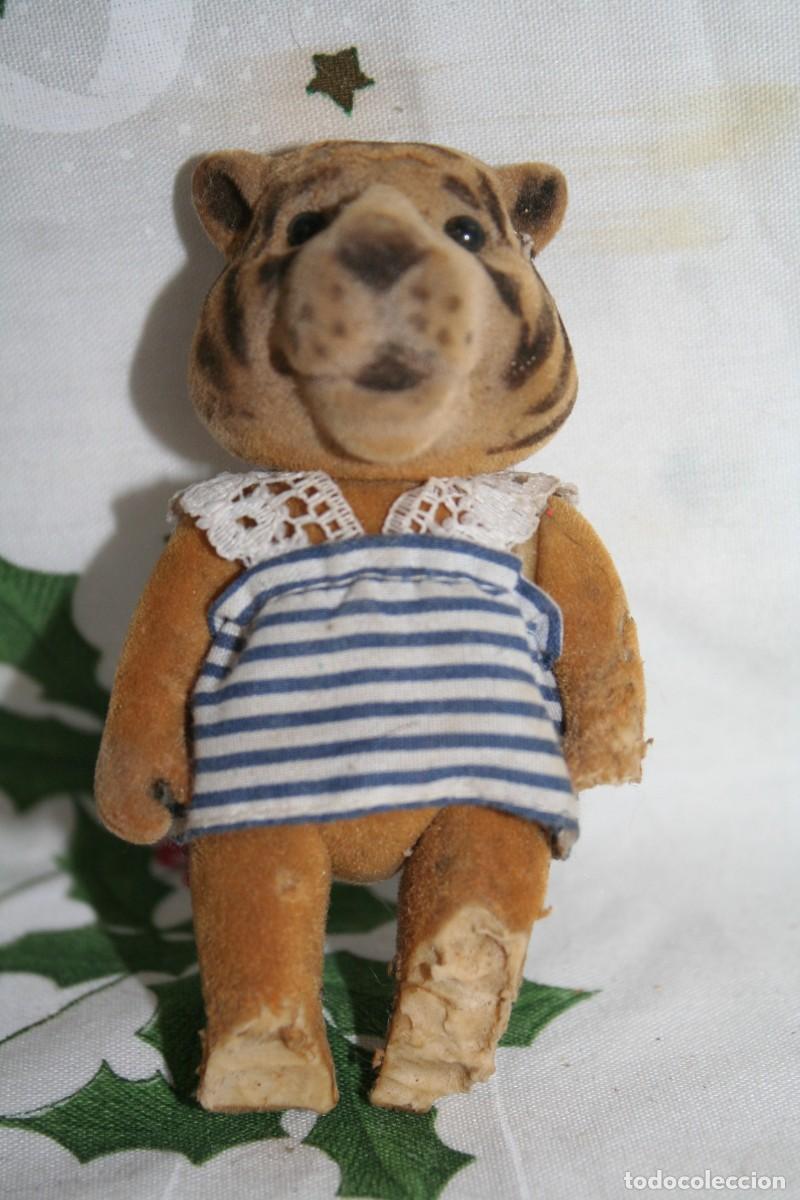 Mu&ntilde;ecas modernas: ANTIGUO MU&Ntilde;ECO SYLVANIAN - Foto 1