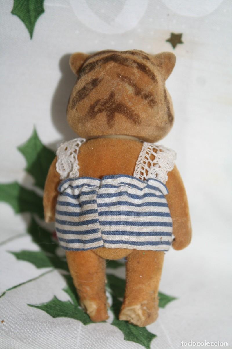 Mu&ntilde;ecas modernas: ANTIGUO MU&Ntilde;ECO SYLVANIAN - Foto 2