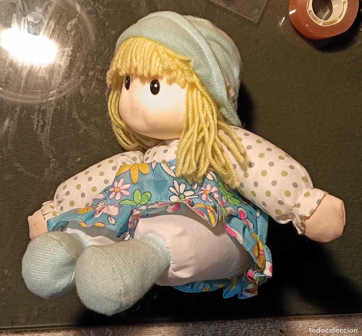 Mu&ntilde;ecas modernas: Mu&ntilde;eca de trapo musical vintage - Foto 2