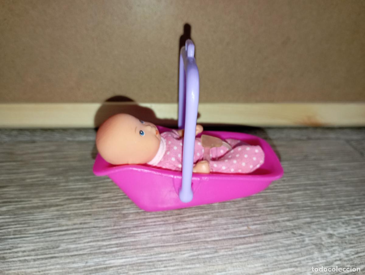 Mu&ntilde;ecas modernas: Bebe Simba para mu&ntilde;eca Barbie en su capazo - Foto 3