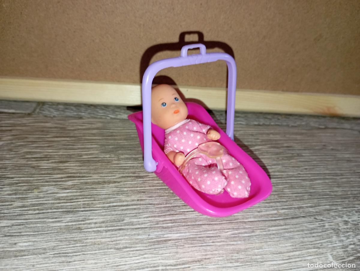 Mu&ntilde;ecas modernas: Bebe Simba para mu&ntilde;eca Barbie en su capazo - Foto 1