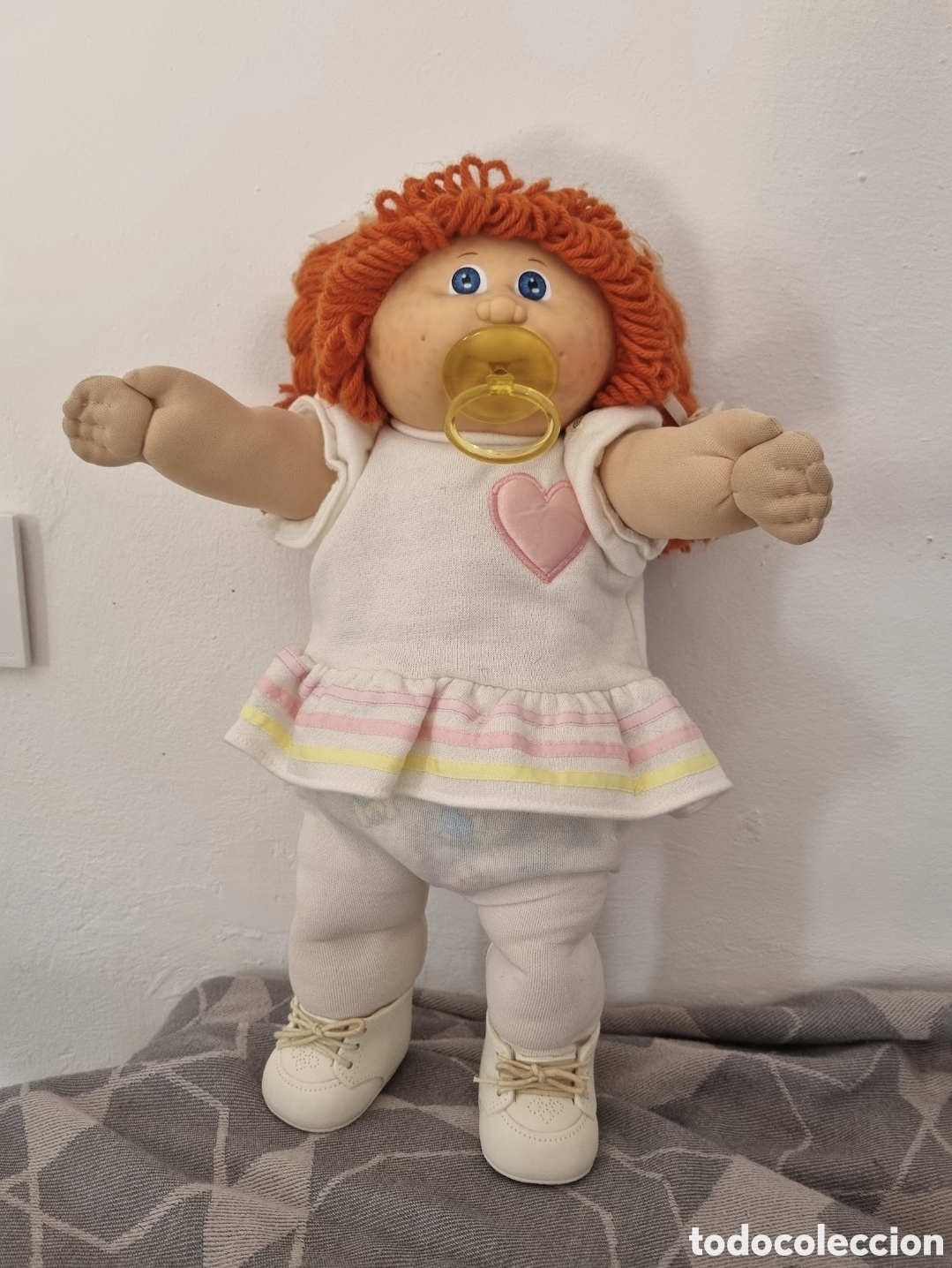 Mu&ntilde;ecas modernas: Mu&ntilde;eca Cabbage Patch Kids con certificado de nacimiento - Foto 2