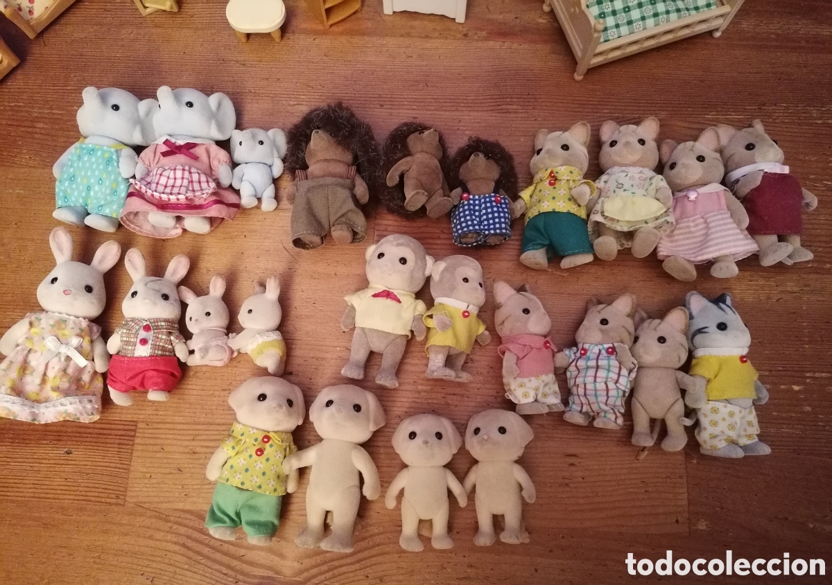 Mu&ntilde;ecas modernas: Lote SYLVANIAN FAMILIES - Foto 2