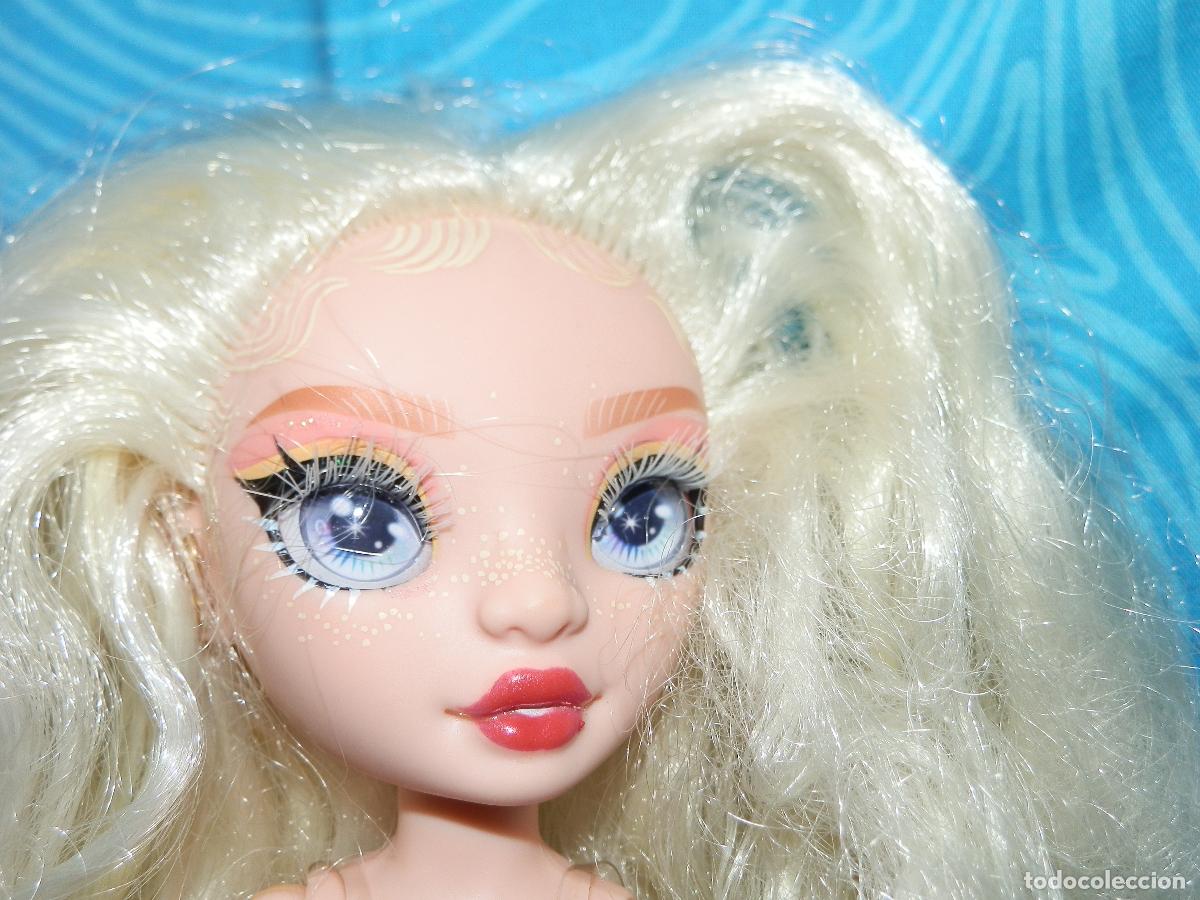 Mu&ntilde;ecas modernas: MGA 2022, MU&Ntilde;ECA 26 CM - Foto 2