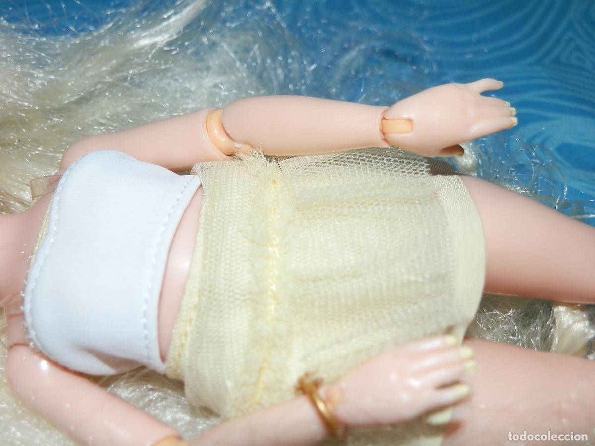 Mu&ntilde;ecas modernas: MGA 2022, MU&Ntilde;ECA 26 CM - Foto 4