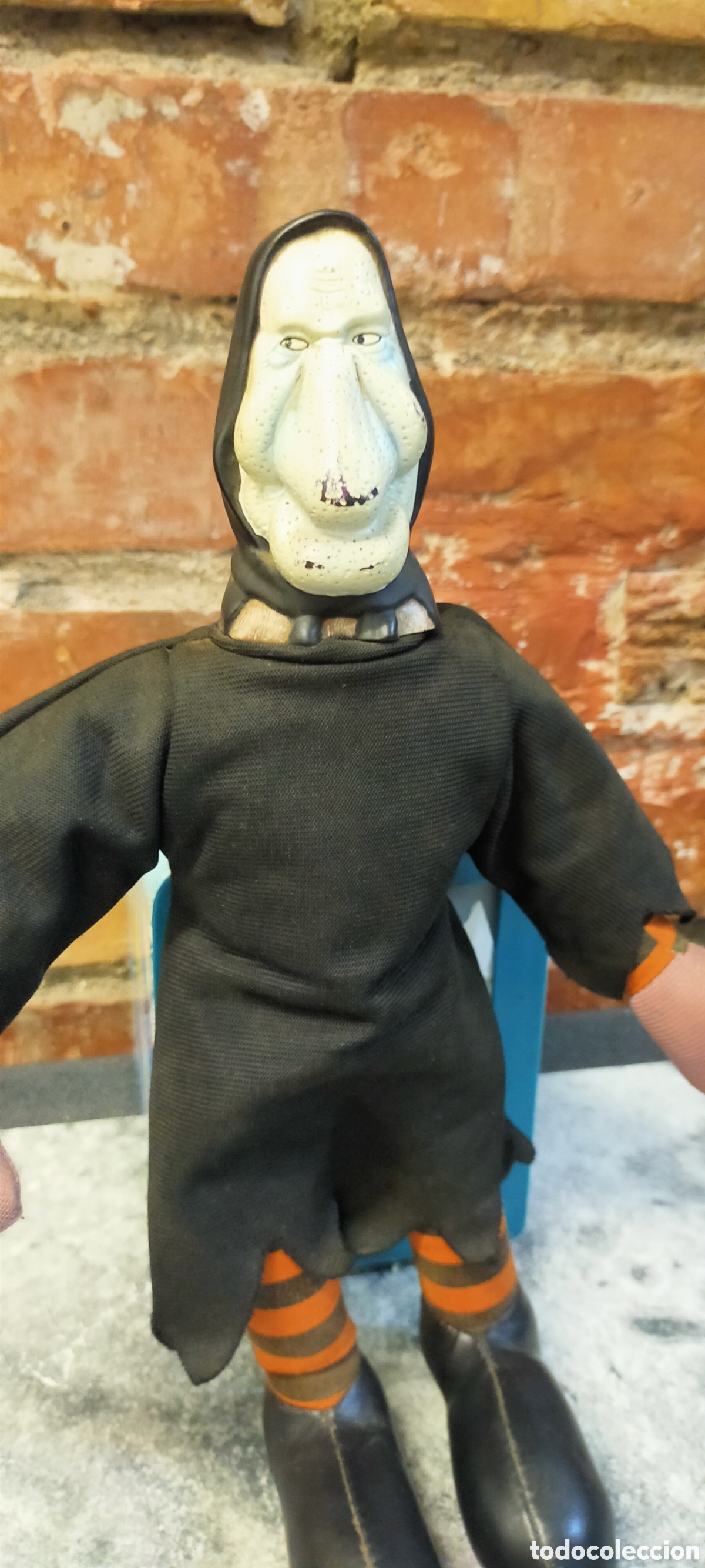 Mu&ntilde;ecas modernas: Mu&ntilde;eca brujita vintage - Foto 1