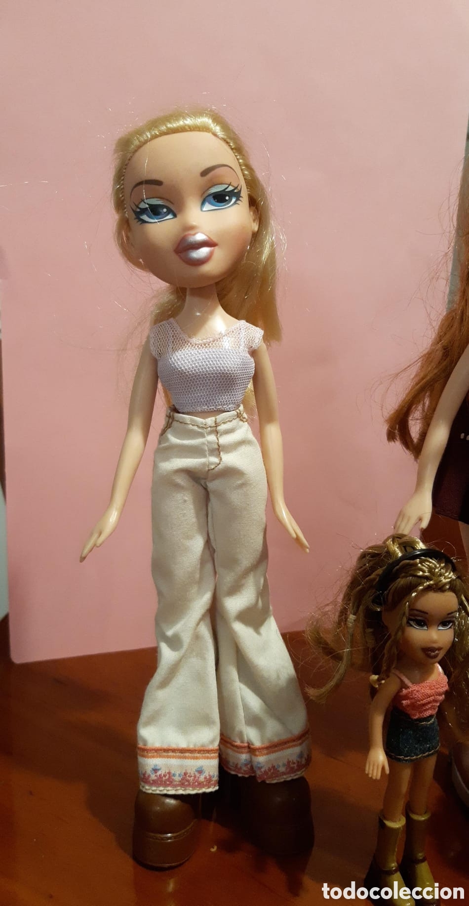 Mu&ntilde;ecas modernas: Seis Mu&ntilde;ecas Bratz y accesorios - Foto 4