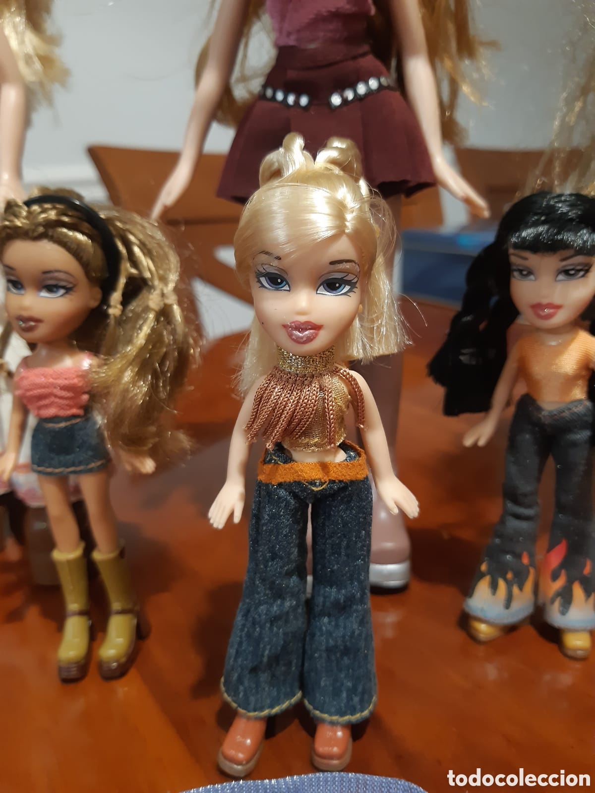Mu&ntilde;ecas modernas: Seis Mu&ntilde;ecas Bratz y accesorios - Foto 8