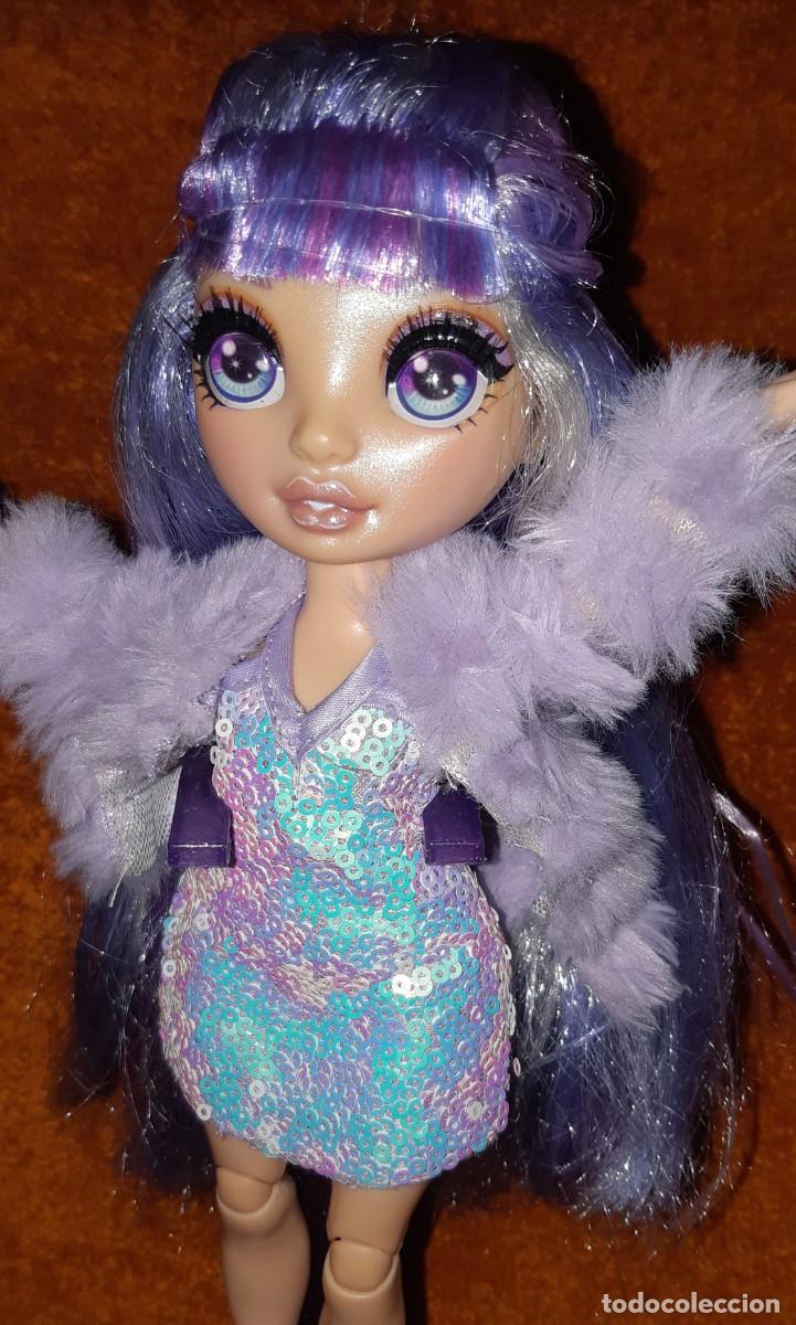 Mu&ntilde;ecas modernas: MU&Ntilde;ECA RAINBOW HIGH VIOLET WILLOW PRIMERA EDICION - Foto 2