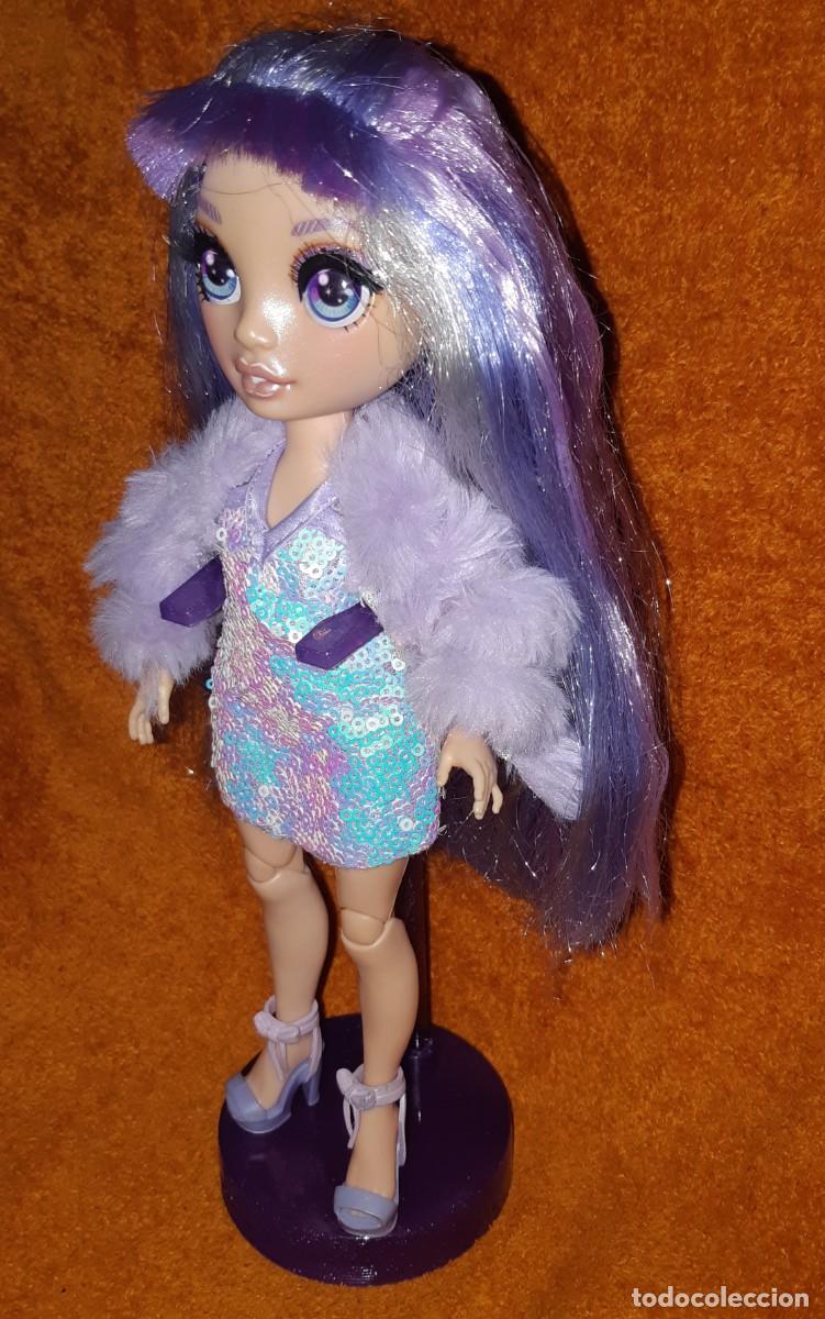Mu&ntilde;ecas modernas: MU&Ntilde;ECA RAINBOW HIGH VIOLET WILLOW PRIMERA EDICION - Foto 5
