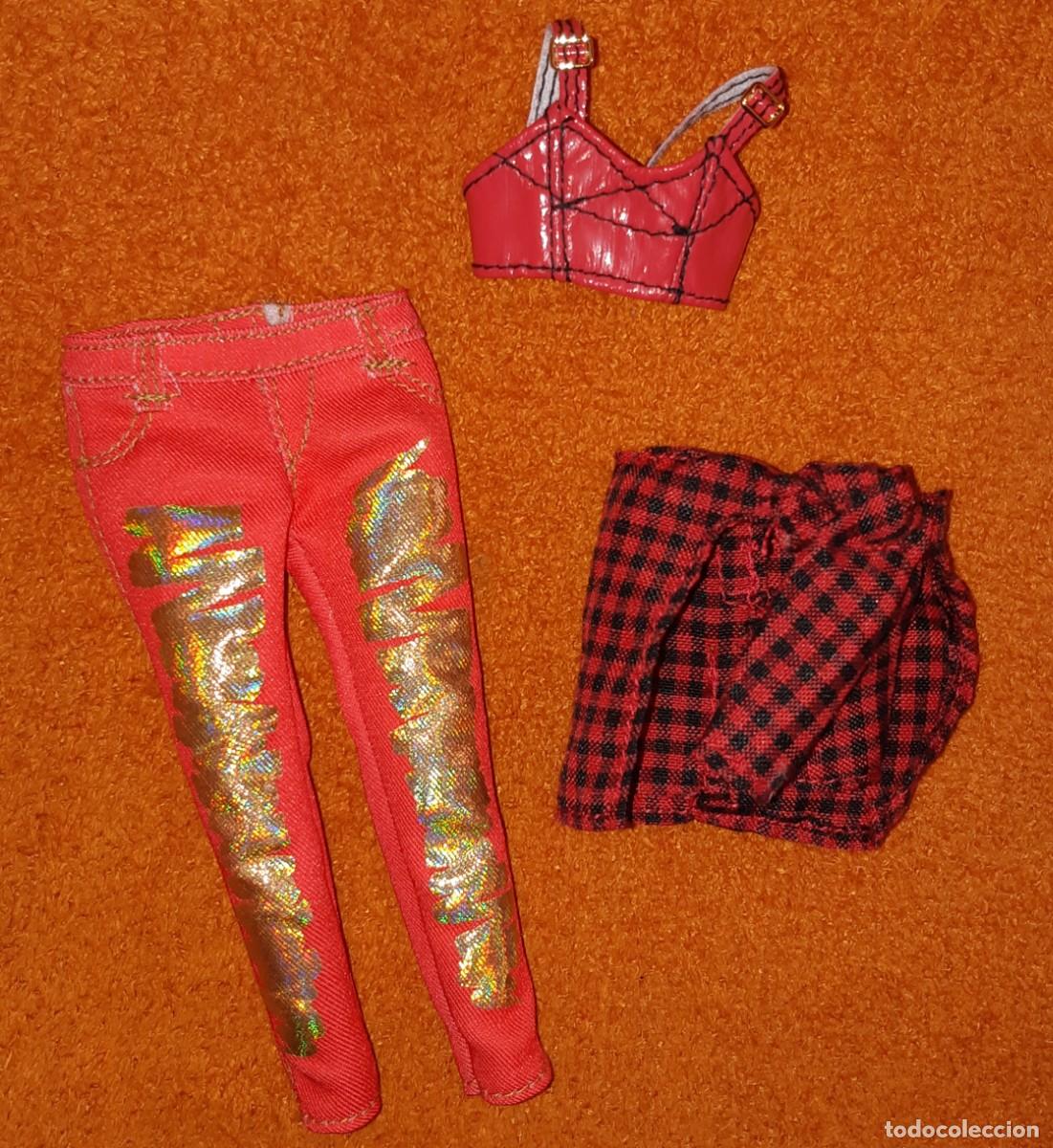 Mu&ntilde;ecas modernas: CONJUNTO ROPA TOP PANTALON MU&Ntilde;ECA RAINBOW HIGH RUBY PRIMERA EDICION - Foto 2
