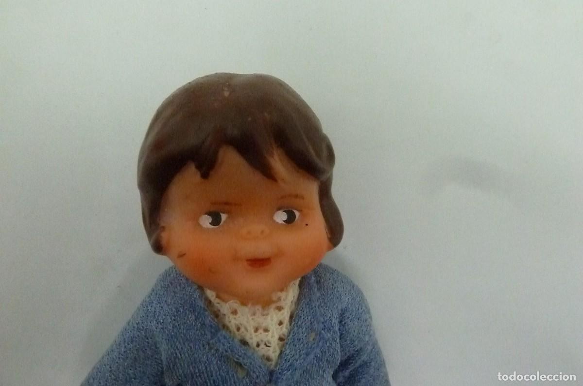 Mu&ntilde;ecas modernas: Mu&ntilde;eca goma tipo Ari - Foto 2