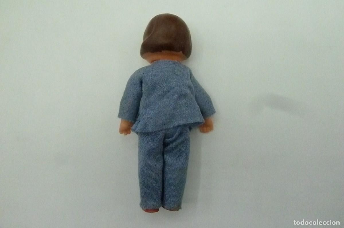 Mu&ntilde;ecas modernas: Mu&ntilde;eca goma tipo Ari - Foto 5