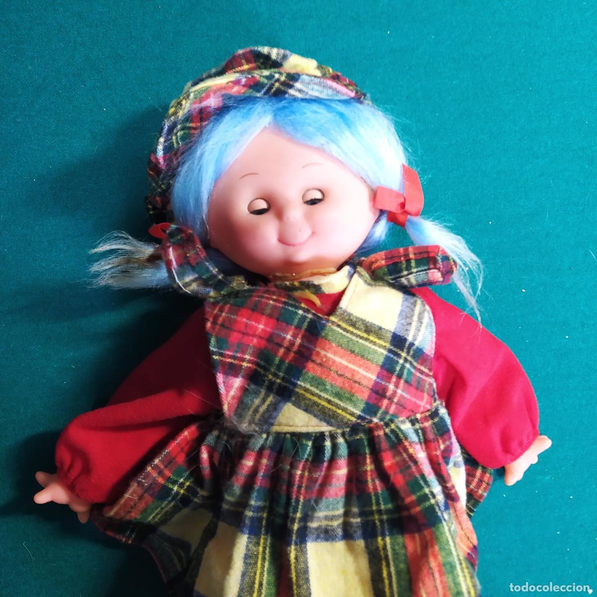 Mu&ntilde;ecas modernas: MU&Ntilde;ECA PLASTICO ANTIGUA - Foto 2