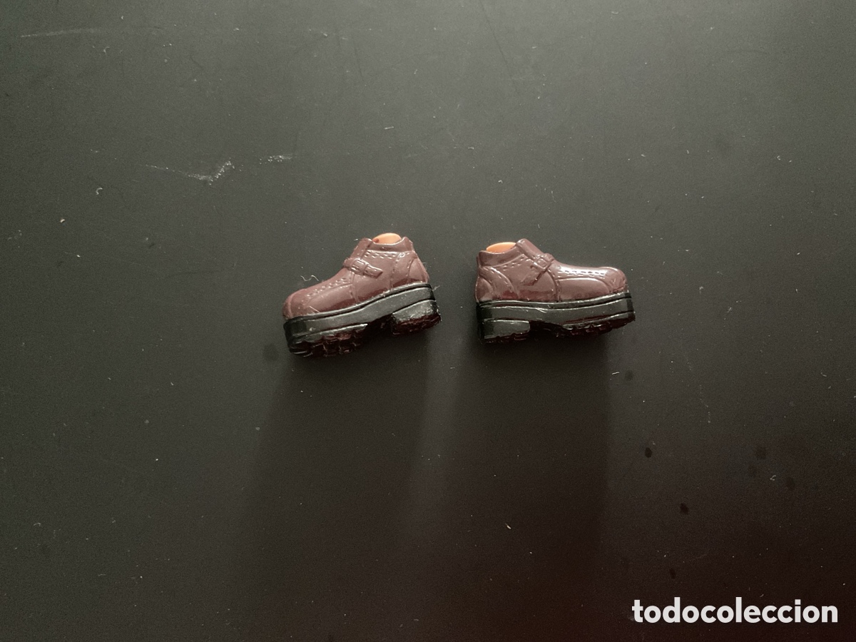 Mu&ntilde;ecas modernas: Bratz Lote de dos zapatos mini - Foto 6
