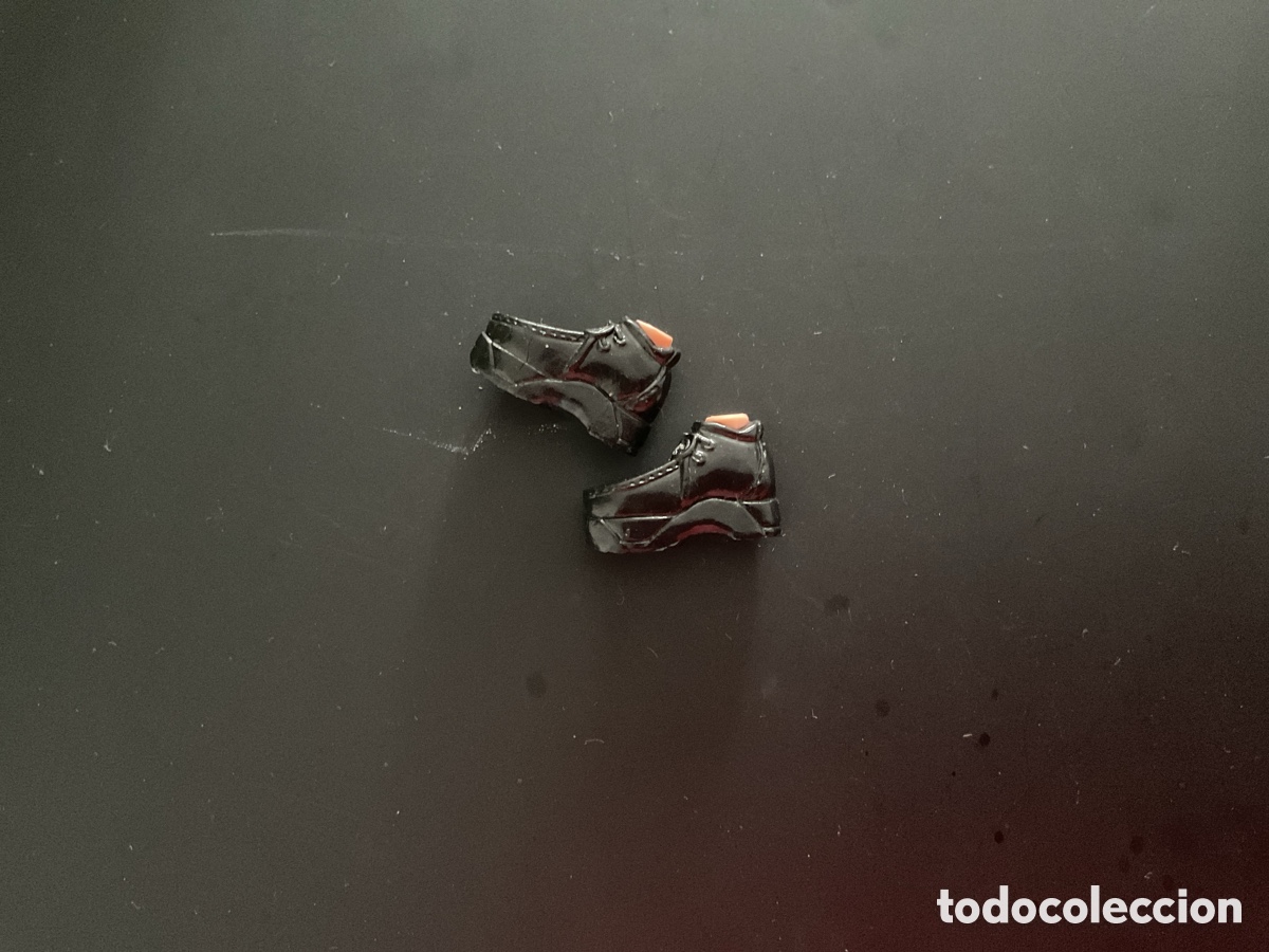 Mu&ntilde;ecas modernas: Bratz Lote de dos zapatos mini - Foto 1