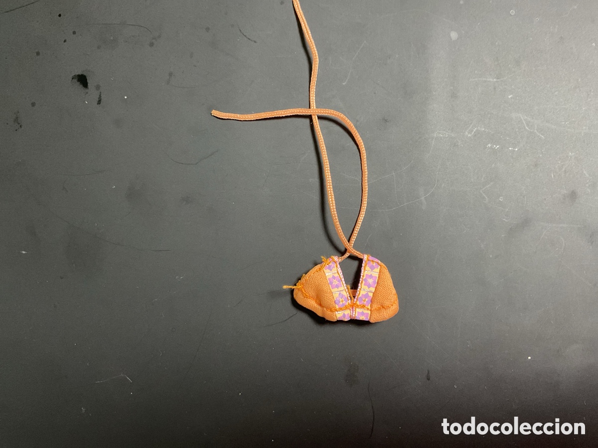 Mu&ntilde;ecas modernas: Bratz accesorios, bikini - Foto 1