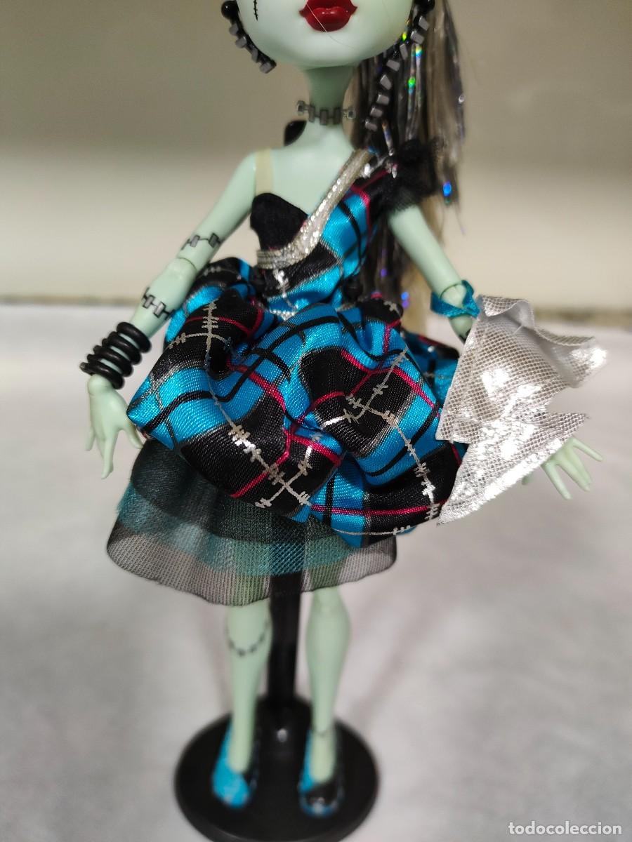 Mu&ntilde;ecas modernas: Monster High Frankie Stein Sweet 1600 - Foto 3