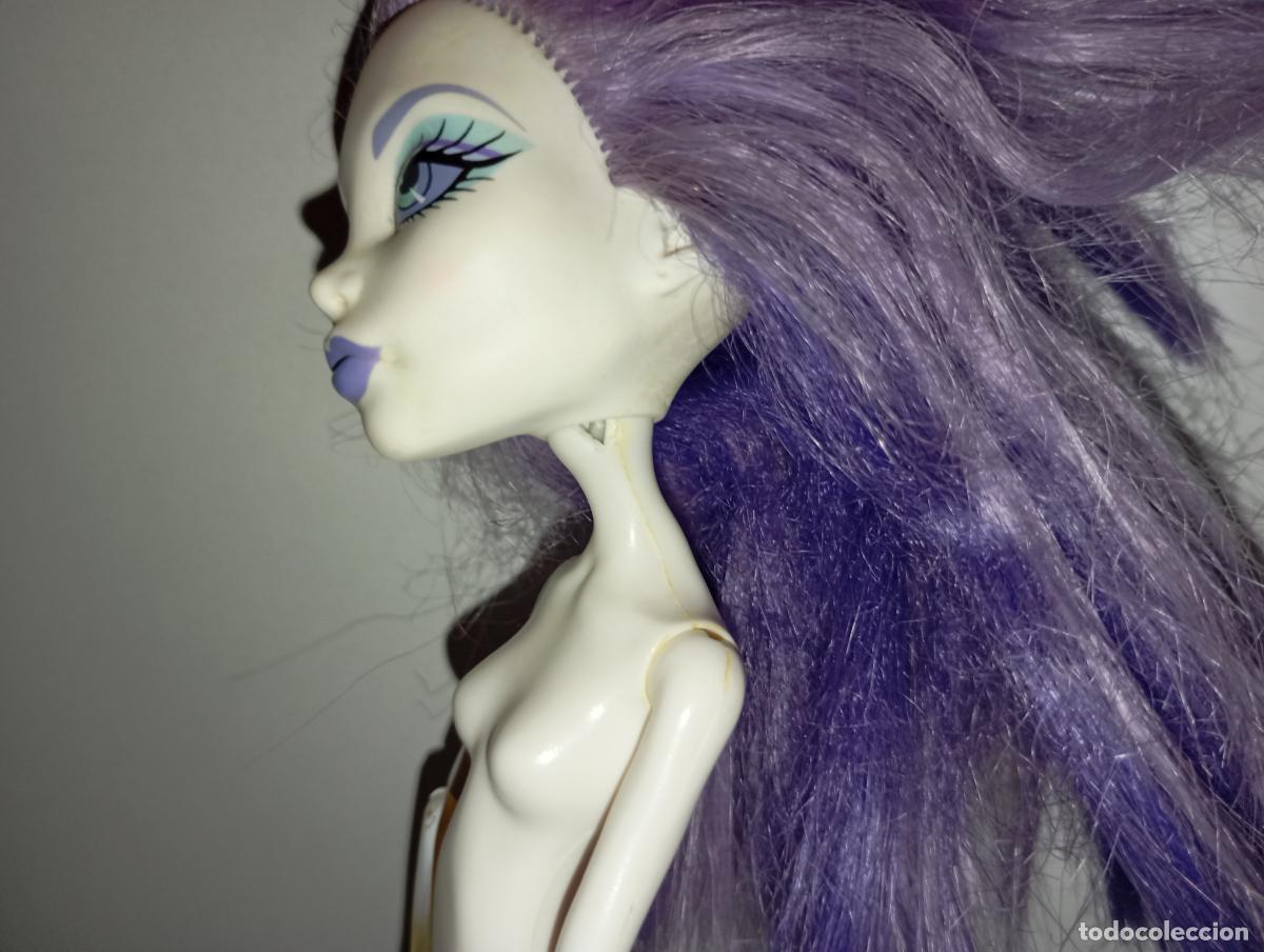 Mu&ntilde;ecas modernas: Mu&ntilde;eca monster high Spectra - Foto 3
