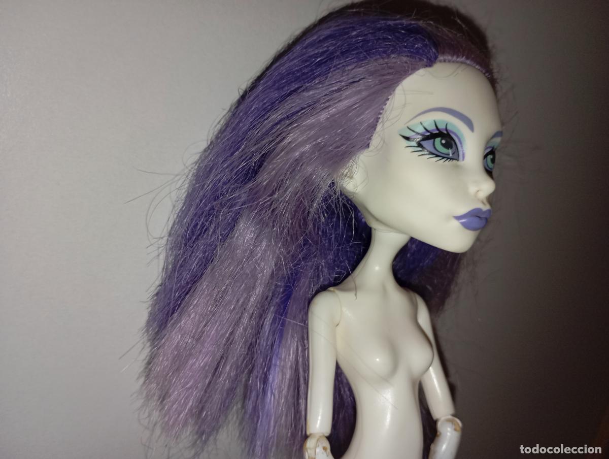 Mu&ntilde;ecas modernas: Mu&ntilde;eca monster high Spectra - Foto 4